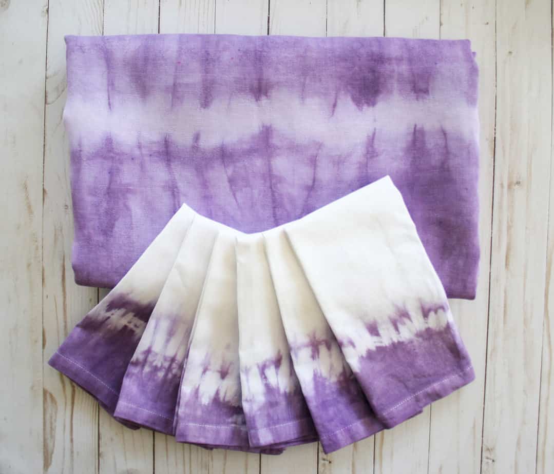 Lilac and white tie-dyed tablecloth and napkins
