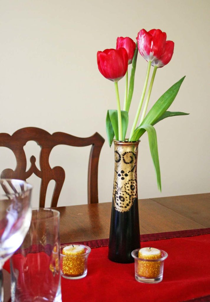 Simple lace vase diy with tulips
