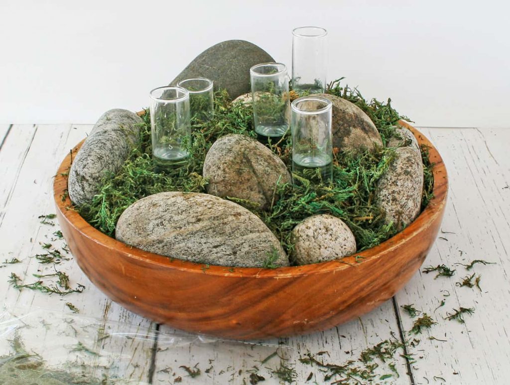 Simple moss bowl centerpiece diy with moss added