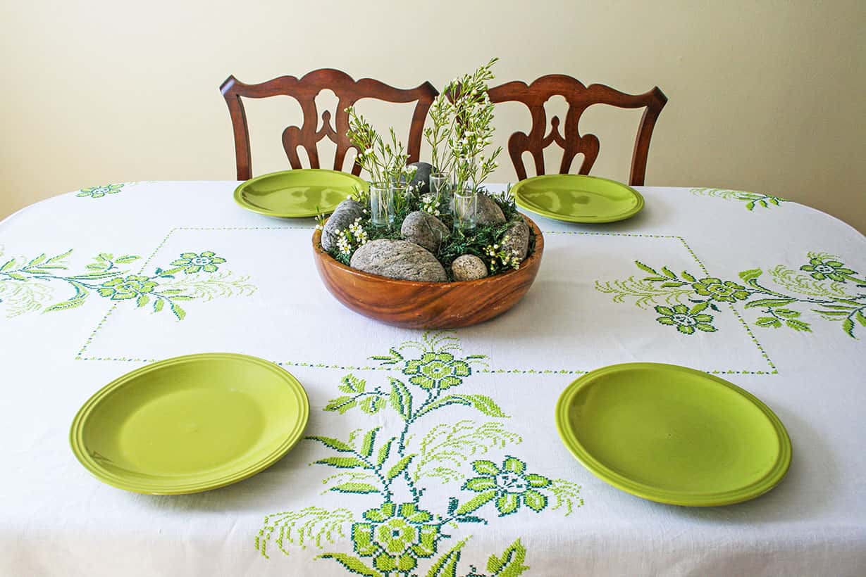 Green plates on simple St. Patrick's day tablescape