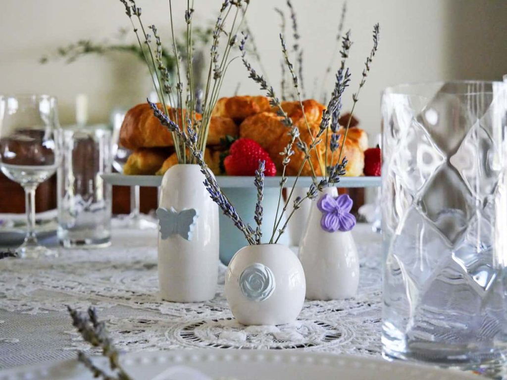 Simple beautiful Mother's Day tablescape centerpiece