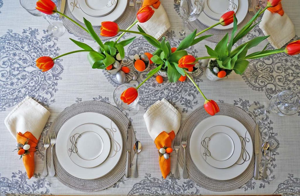 2 place settings for Easter table