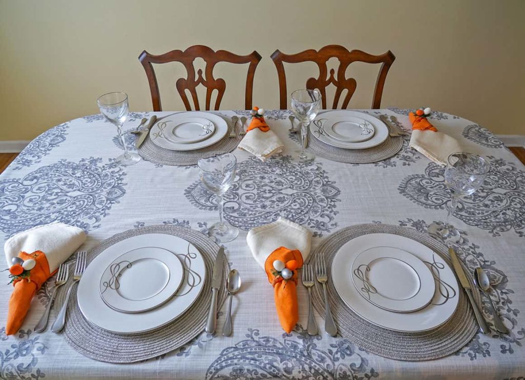 Napkins added to Simple Easter lunch tablescape