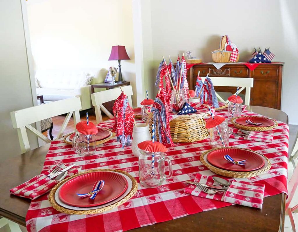 Whole view of Memorial Day table setting