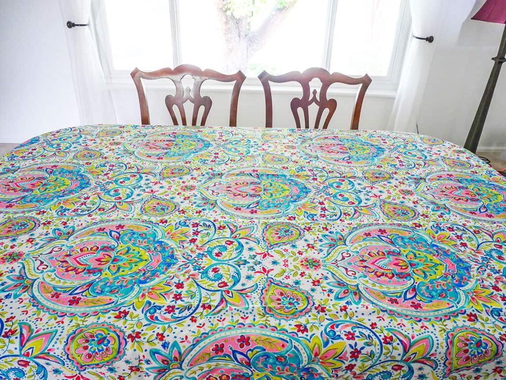 cute Grandmillenial table setting tablecloth