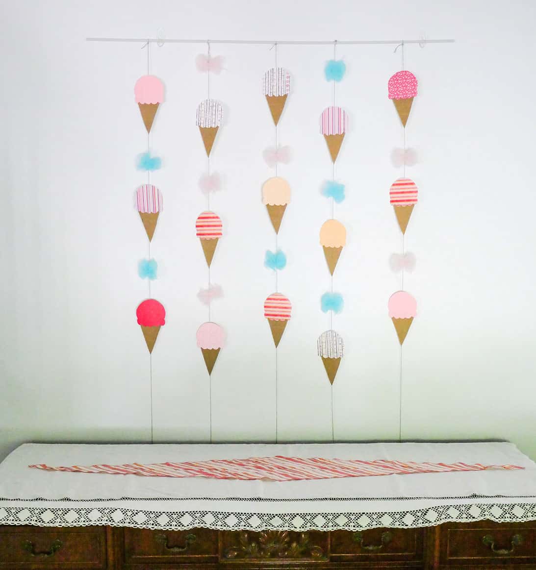 Easy ice cream party hanging decoration diy project