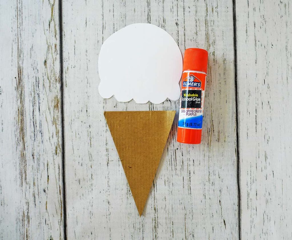 Glue and pieces for Easy Ice Cream Party Hanging Decoration DIY