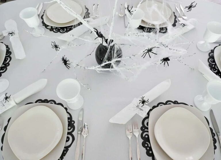 Spider Halloween Table Setting: Black & White