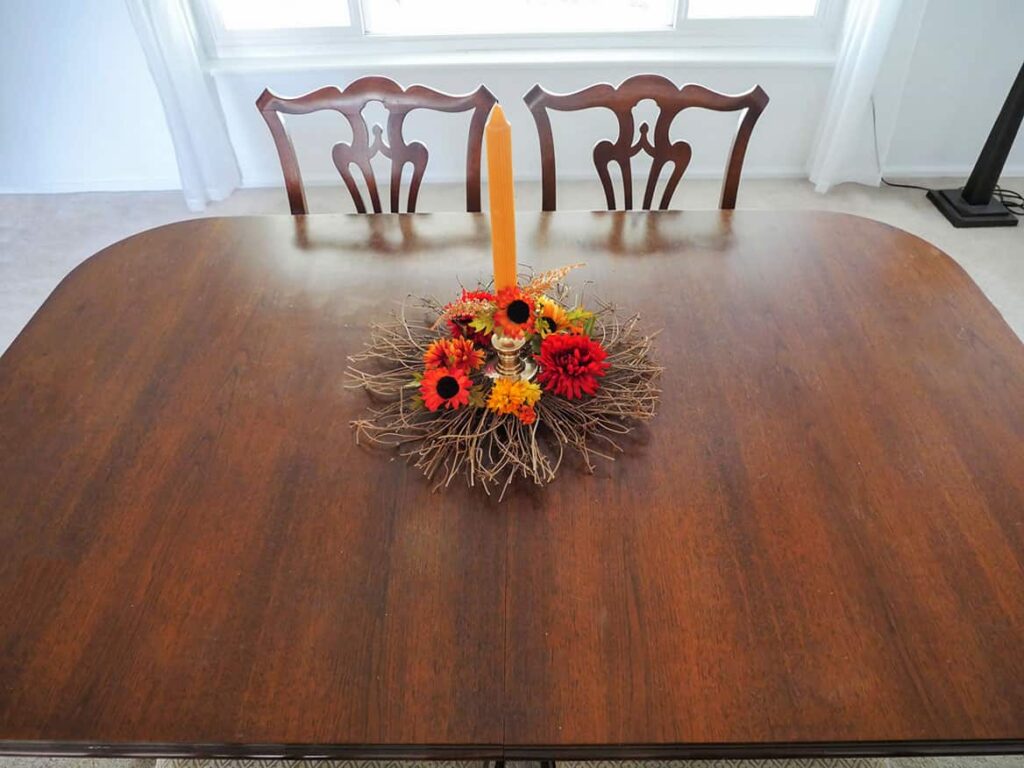 Table with Fall wreath centerpiece diy