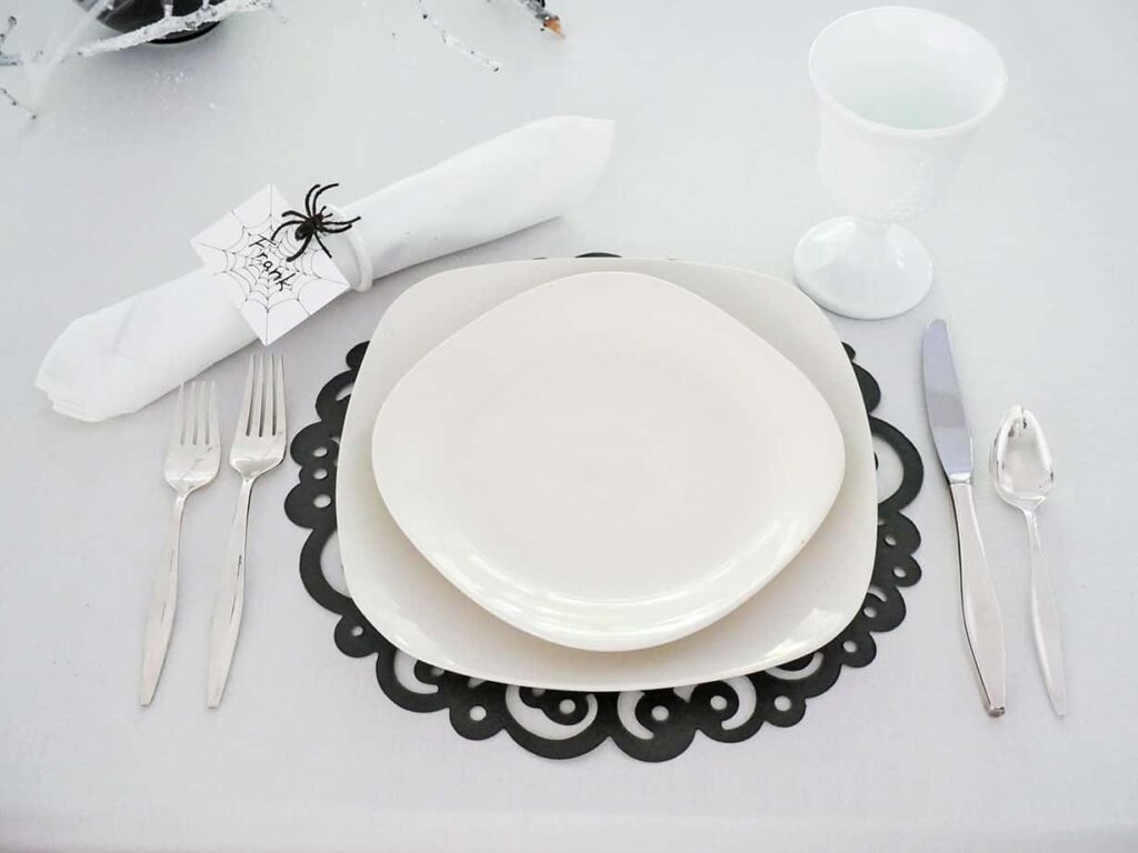 Completed Spider Halloween table setting place setting