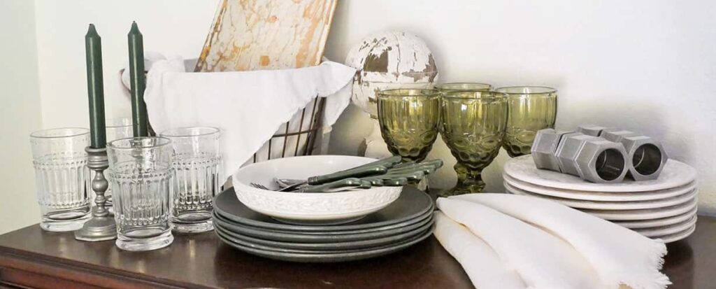 Dishes for Hosting Thanksgiving for the First Time