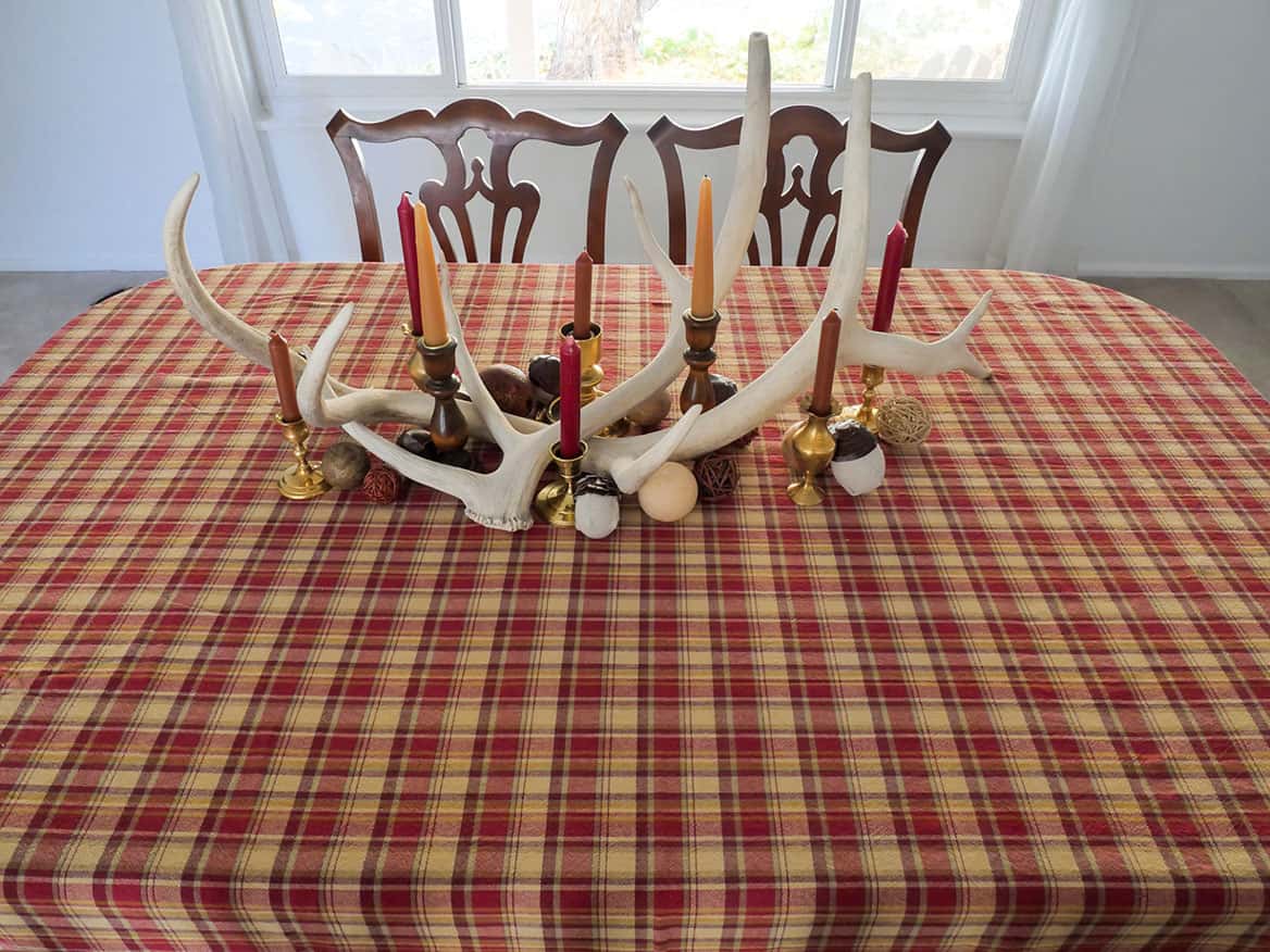 Completed Rustic Thanksgiving tablescape centerpiece