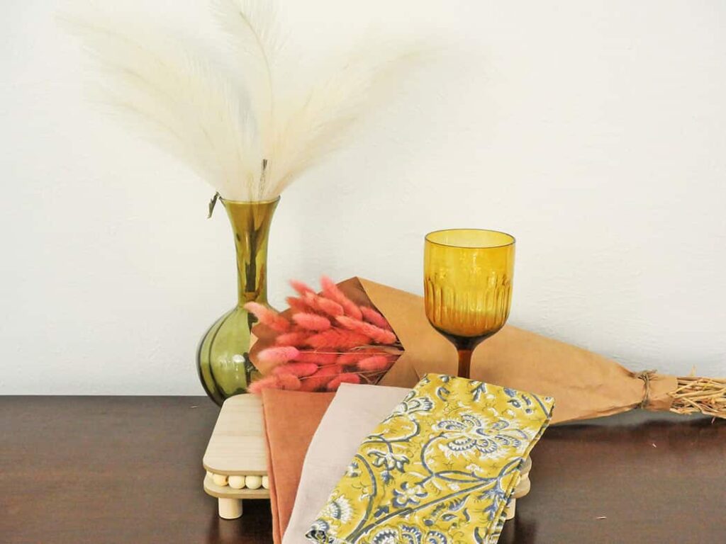 Pink and yellow tabletop trends for Spring '23