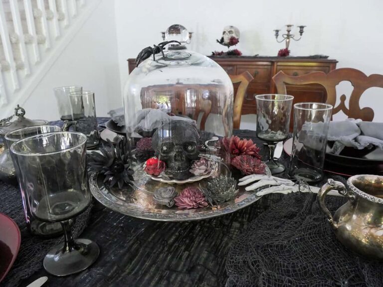 Creating a Spooky Halloween Skeleton Tablescape: DIY Ideas and Inspiration