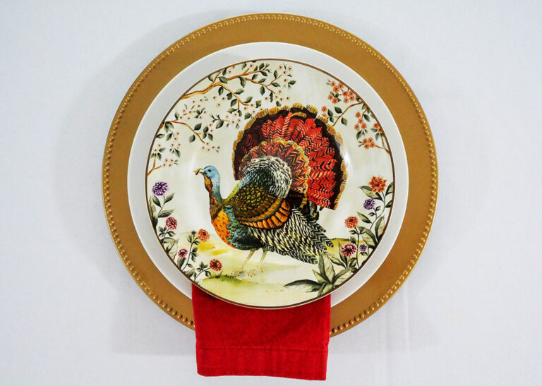 5 Thanksgiving Place Setting Ideas That Will WOW Your Guests