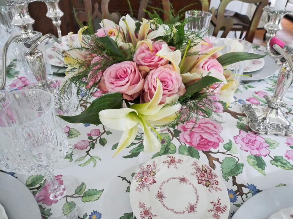 Bouquet of flowers on table.
