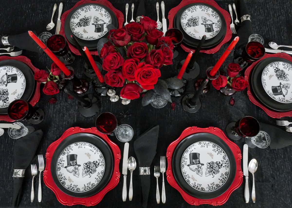 Spooky Elegant Halloween Tablescape: Gothic Red and Black Table Setting ...